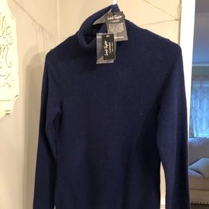 NWT Lord and Taylor XS Cashmere Turtleneck Sweater
